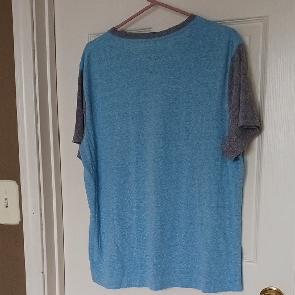 Pokemon Pikachu Tee Size Large - Picture 6 of 7